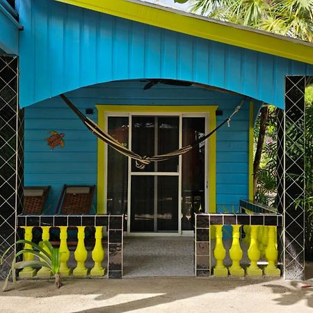Sea n sun Guest House Caye Caulker Exterior foto