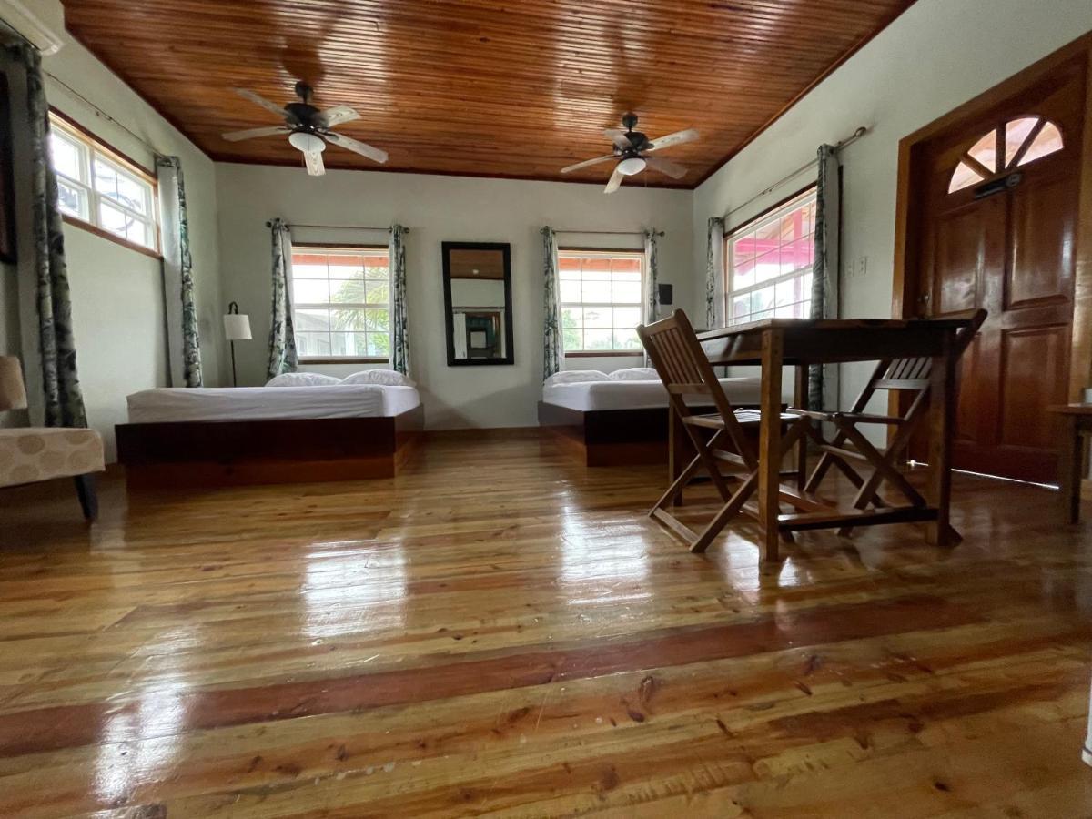 Sea n sun Guest House Caye Caulker Exterior foto