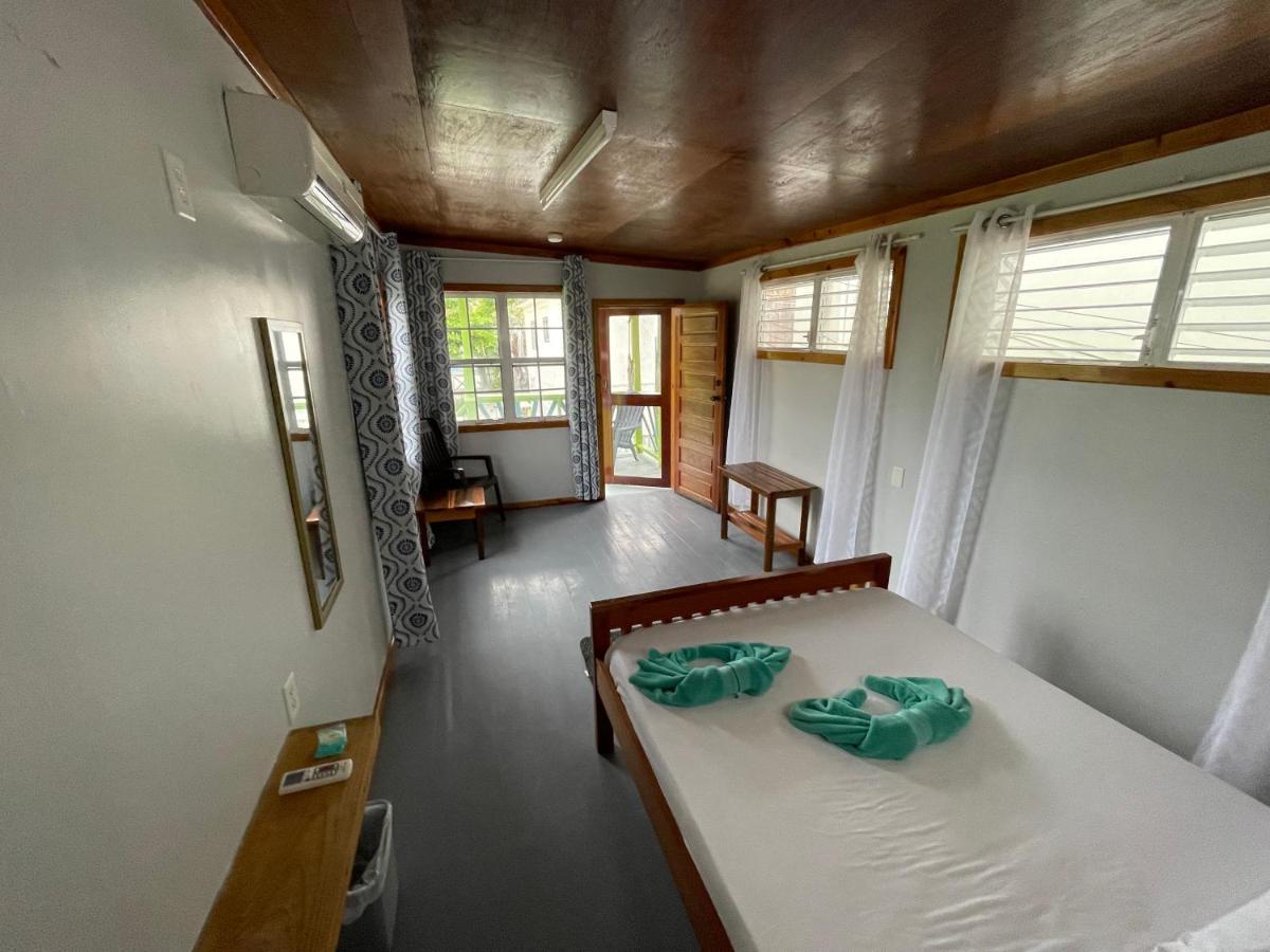Sea n sun Guest House Caye Caulker Exterior foto